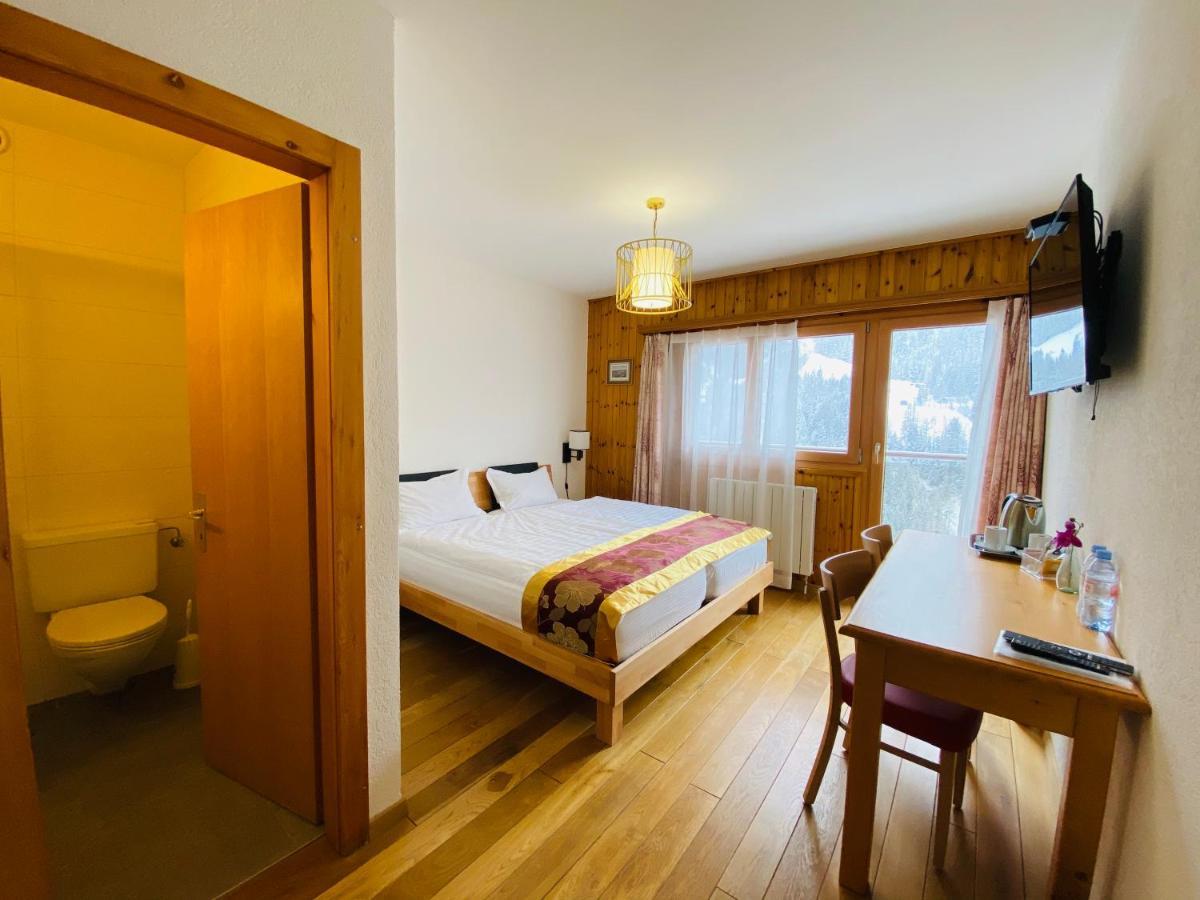 Qi-Lin Hotel Restaurant Ayer Екстериор снимка
